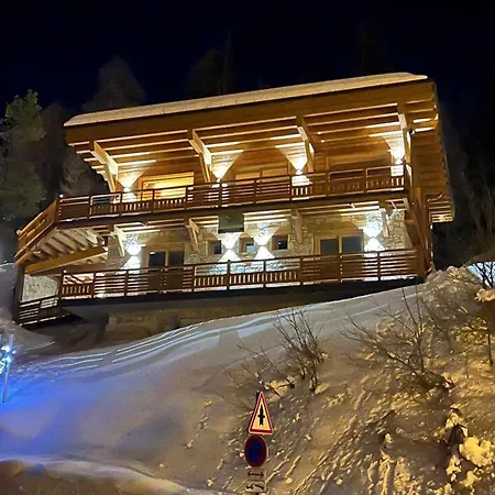 Neuf Avec Jacuzzi Et Sauna