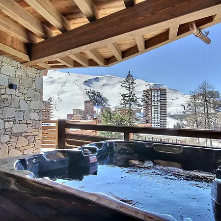 Chalet Neuf Avec Jacuzzi Et Sauna *